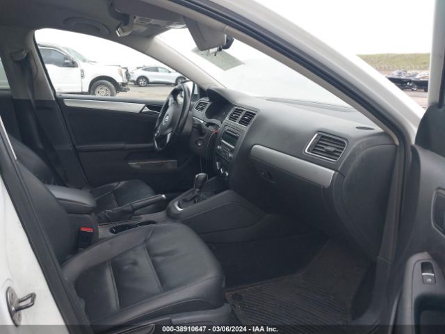 3VWD17AJ5EM314212 Volkswagen Jetta 1.8t Se