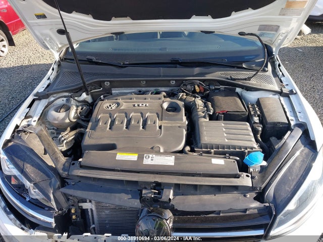 3VWRA7AU9FM050347 Volkswagen Golf Tdi Se 4-door