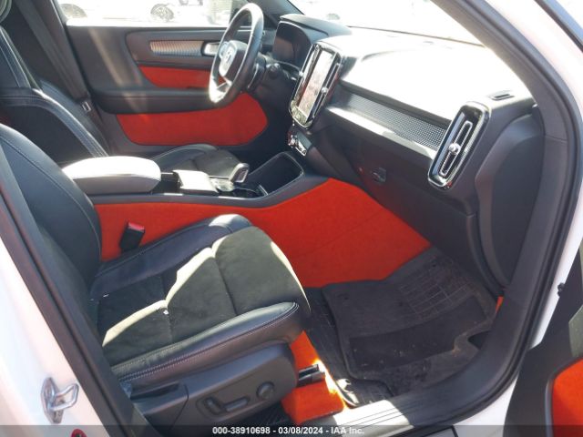 YV4162XZ9K2003762 Volvo Xc40 T5 Momentum/t5 R-design