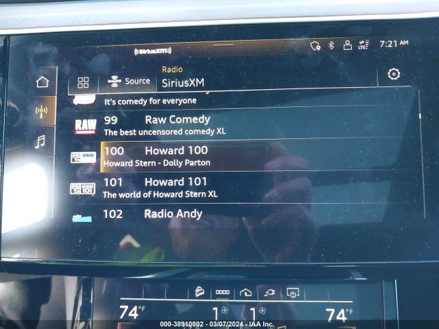 Audi E-tron Premium Plus Quattro 2022 WA1LAAGEXNB022014 Image 18