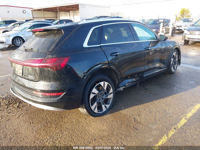 WA1LAAGEXNB022014 Audi E-tron Premium Plus Quattro