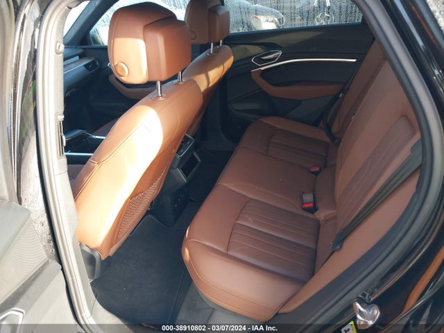 WA1LAAGEXNB022014 Audi E-tron Premium Plus Quattro