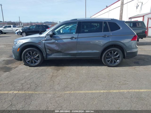 3VV2B7AX5NM077458 Volkswagen Tiguan 2.0t Se