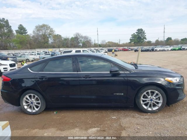 3FA6P0LU3KR224974 Ford Fusion Hybrid Se