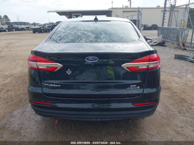 3FA6P0LU3KR224974 Ford Fusion Hybrid Se
