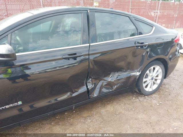 3FA6P0LU3KR224974 Ford Fusion Hybrid Se