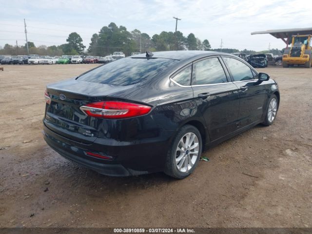 3FA6P0LU3KR224974 Ford Fusion Hybrid Se