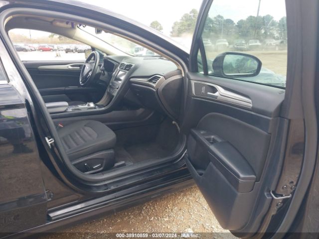 3FA6P0LU3KR224974 Ford Fusion Hybrid Se