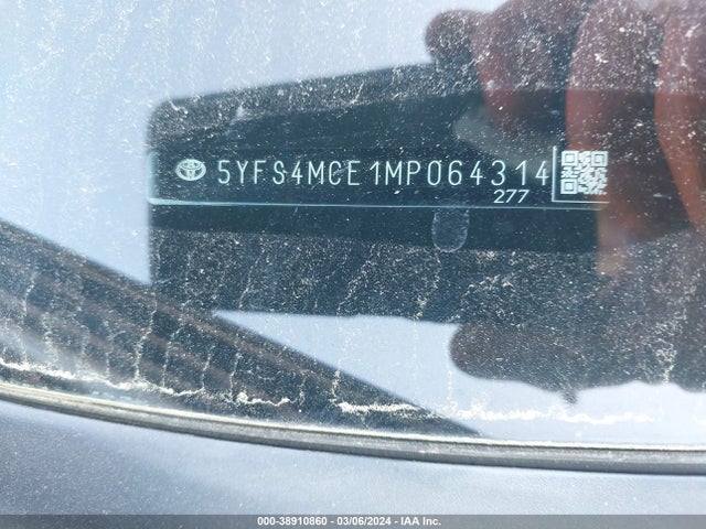 Toyota COROLLA SE 2021 5YFS4MCE1MP064314 Image 9
