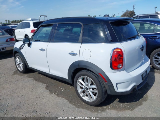 2011 MINI COOPER S COUNTRYMAN WMWZC3C51BWL80423 Photo 2