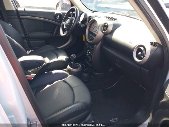 2011 MINI COOPER S COUNTRYMAN WMWZC3C51BWL80423 Photo 4