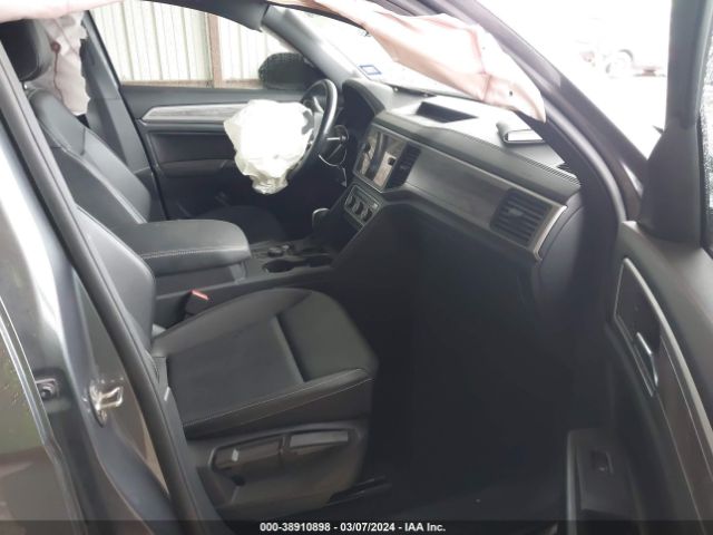1V26E2CA5LC225799 Volkswagen Atlas Cross Sport 3.6l V6 Se W/technology/3.6l V6 Se W/technology R-line