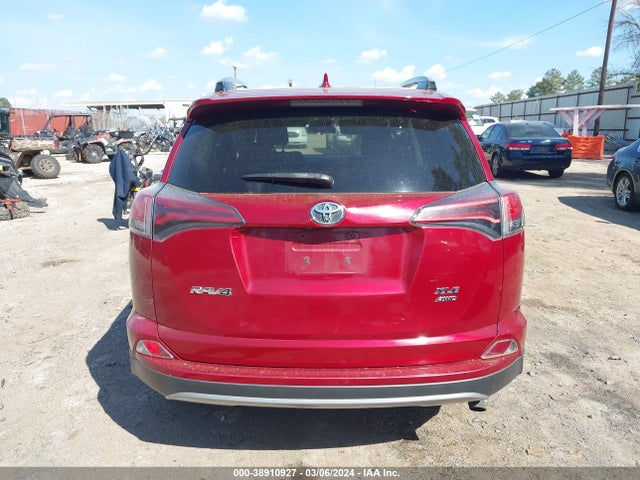 Toyota Rav4 Xle 2018 2T3RFREV3JW739746 Image 16