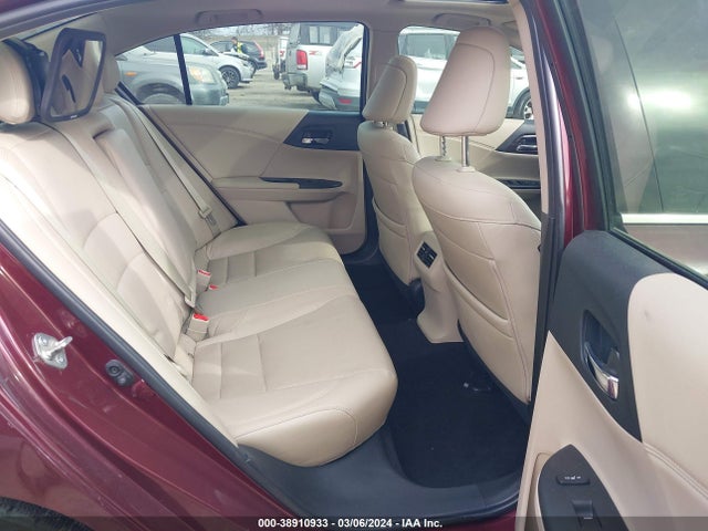 Honda Accord Touring 2016 1HGCR3F91GA030771 Image 8