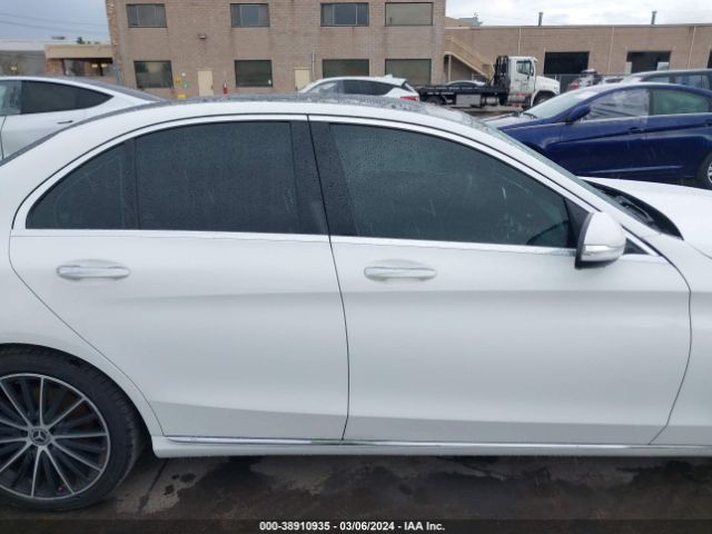 55SWF4JB6FU081952 Mercedes-Benz C 300 Luxury/sport