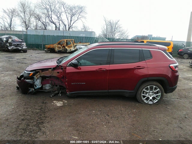 Jeep Compass Latitude Lux 4x4 2022 3C4NJDFB8NT112171 Image 15