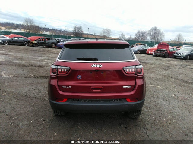 Jeep Compass Latitude Lux 4x4 2022 3C4NJDFB8NT112171 Image 17