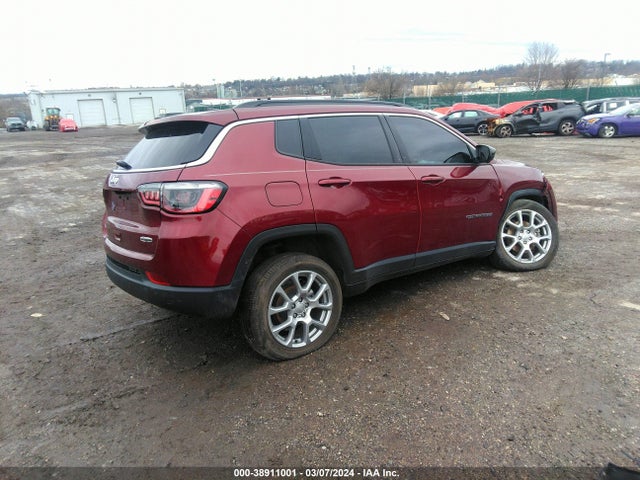 Jeep Compass Latitude Lux 4x4 2022 3C4NJDFB8NT112171 Image 4