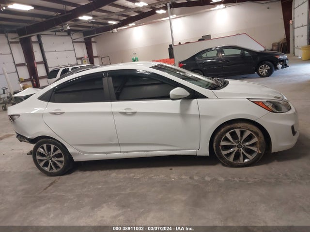 Hyundai Accent Value Edition 2017 KMHCT4AE4HU233725 Image 13