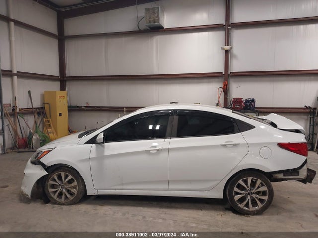 Hyundai Accent Value Edition 2017 KMHCT4AE4HU233725 Image 14