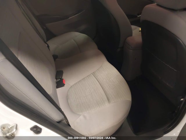 Hyundai Accent Value Edition 2017 KMHCT4AE4HU233725 Image 8