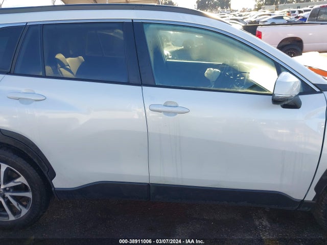 Toyota Corolla Cross Xle 2024 7MUDAABG4RV081941 Image 13