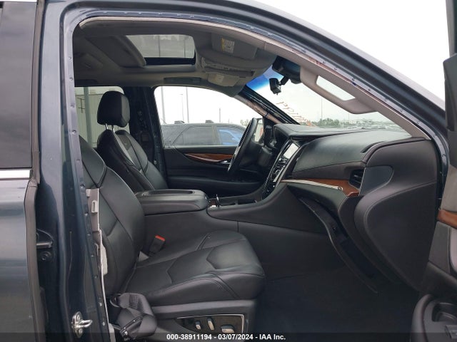 1GYS3HKJXLR172230 Cadillac Escalade Esv 2wd Luxury