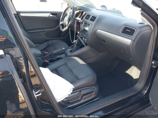 3VWDB7AJ7HM243158 Volkswagen Jetta 1.4t Se