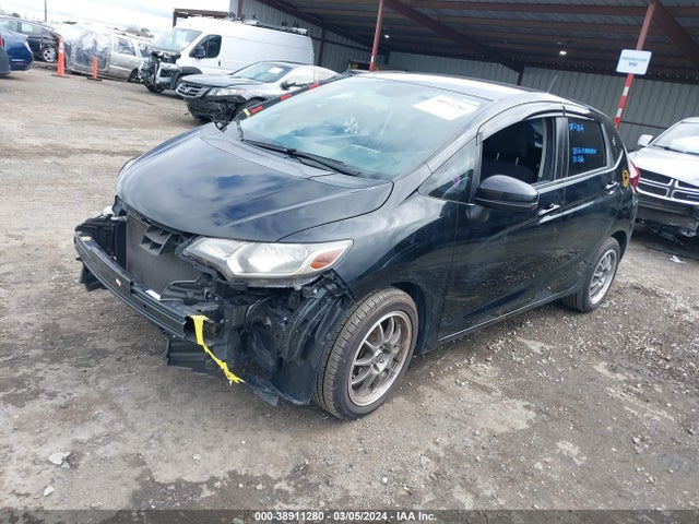 Honda FIT LX 2017 JHMGK5H57HS012098 Image 2
