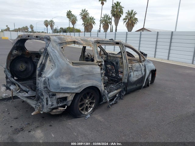 2C4RC1DG4LR156693 Chrysler Voyager Lxi