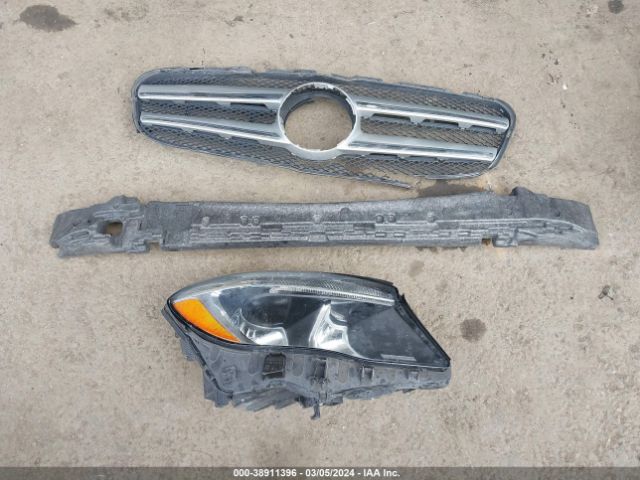 WDCTG4GB5FJ086331 Mercedes-Benz Gla 250 4matic