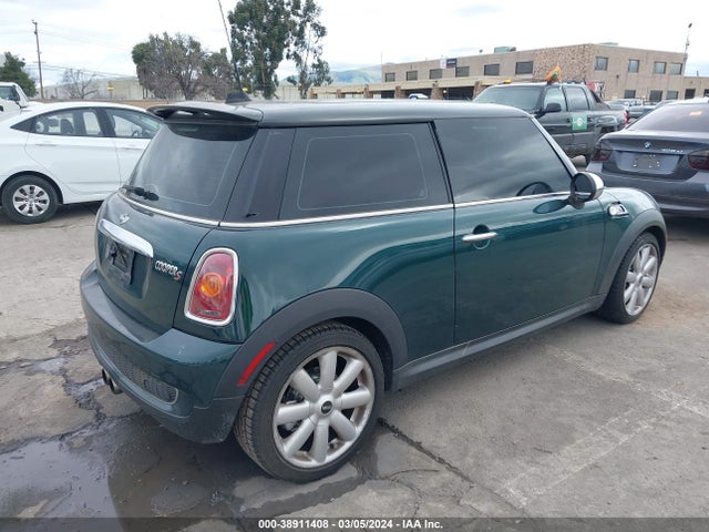 2009 MINI COOPER S WMWMF735X9TT95863 Photo 3