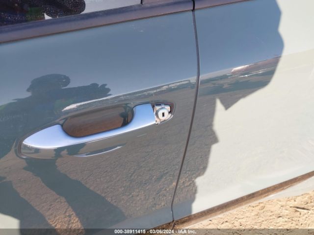 KNDCT3LEXP5045036 KIA NIRO SX