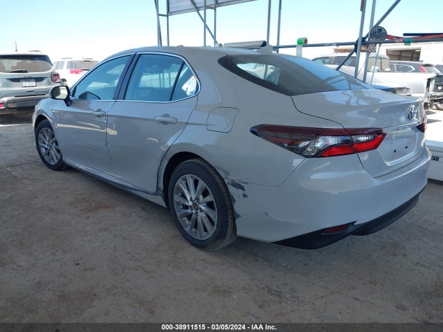 Toyota CAMRY LE 2024 4T1C11AK6RU213813 Image 3