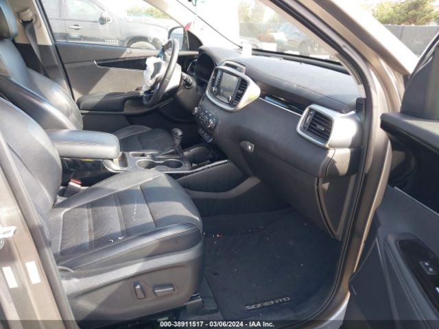 5XYPK4A57HG307178 KIA Sorento 3.3l Sx