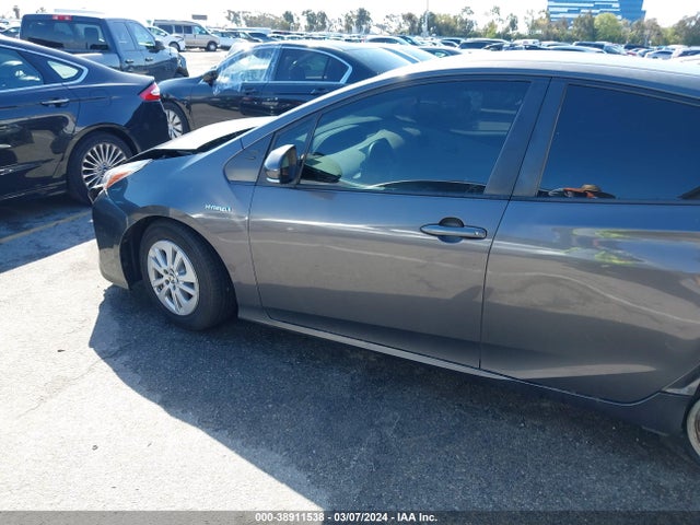 Toyota Prius Two 2016 JTDKBRFU0G3509287 Image 14