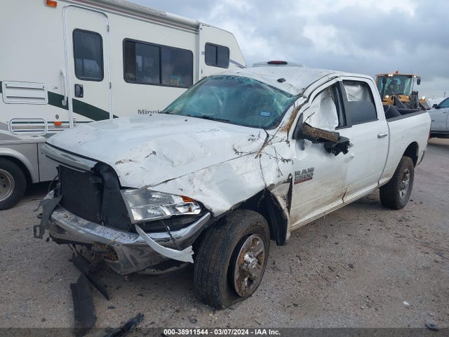 RAM 2500 Slt  4x4 6'4 Box 2018 3C6UR5DL7JG394349 Image 2