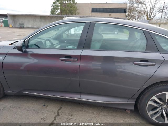 1HGCV3F44JA000686 Honda Accord Hybrid Ex