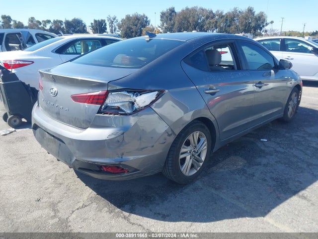 Hyundai ELANTRA SEL 2019 5NPD84LF3KH422500 Image 4