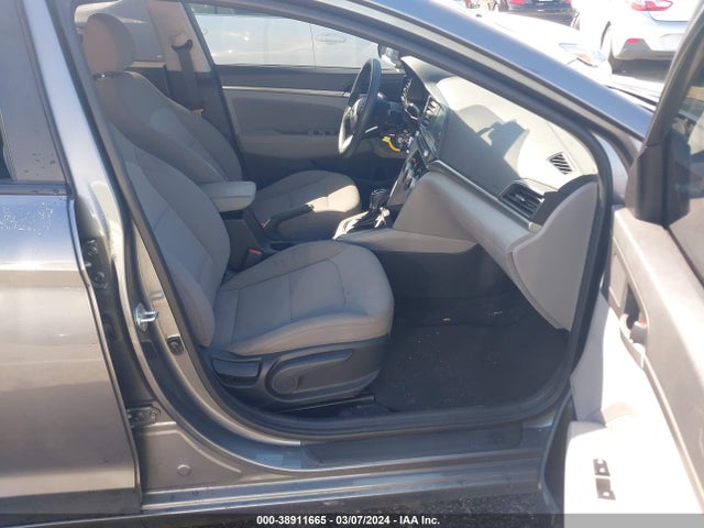 Hyundai ELANTRA SEL 2019 5NPD84LF3KH422500 Image 5