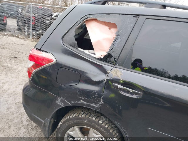 Subaru Forester 2.5i Premium 2014 JF2SJAEC3EH413992 Image 15