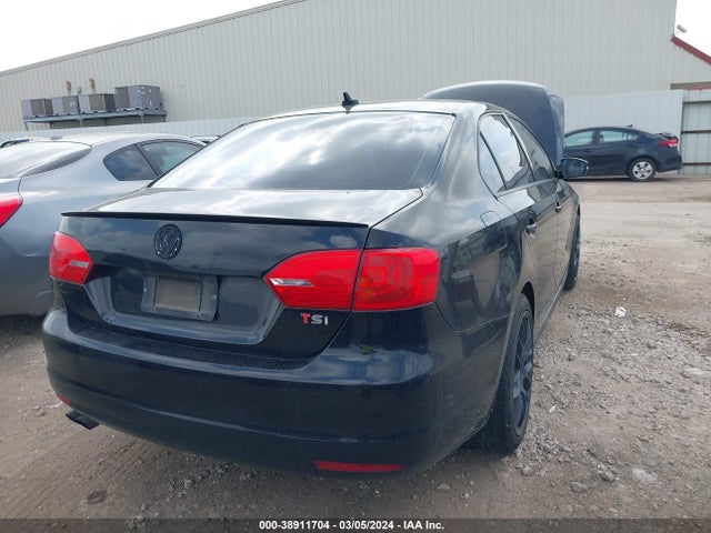 3VWD07AJ4EM376980 Volkswagen Jetta 1.8t Se