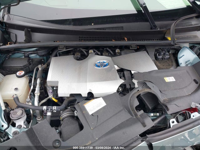 Toyota Prius Two Eco 2018 JTDKARFU6J3057873 Image 10