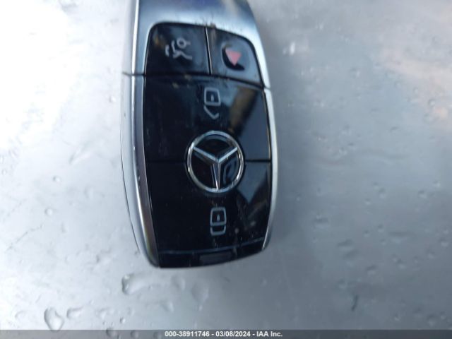 WDD1J6FB8JF018747 Mercedes-Benz E 400