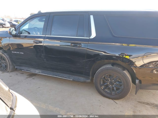 Chevrolet Suburban 2wd Lt 2021 1GNSCCKD9MR415232 Image 14