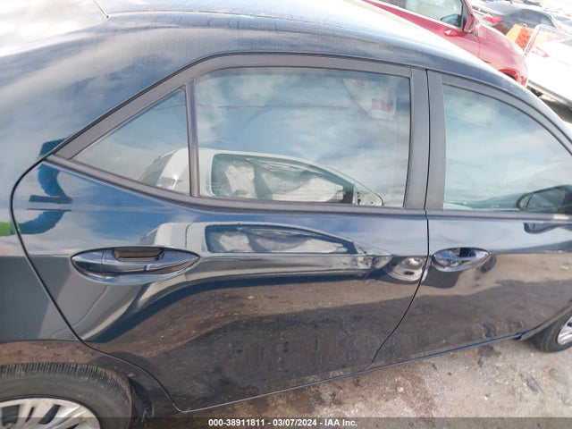 Toyota COROLLA LE 2019 5YFBURHEXKP898486 Image 13