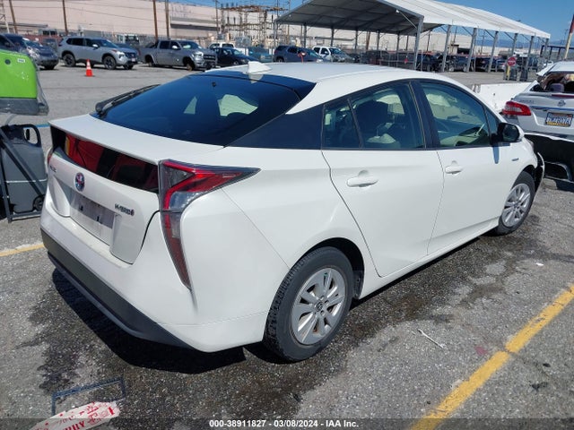 Toyota Prius Two 2016 JTDKBRFUXG3005524 Image 4