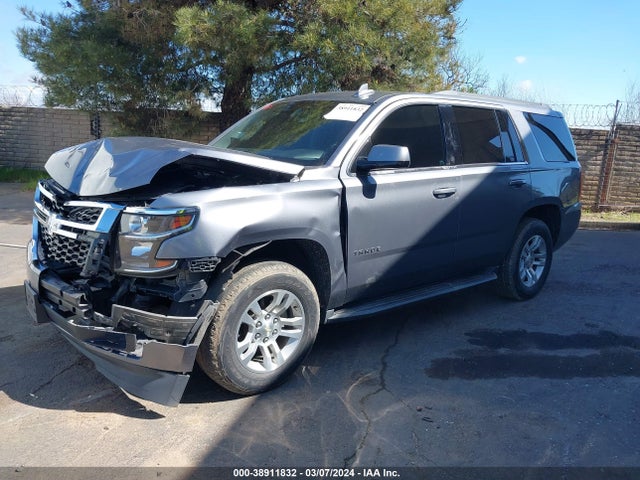 Chevrolet Tahoe Ls 2018 1GNSCAKC0JR174815 Image 2
