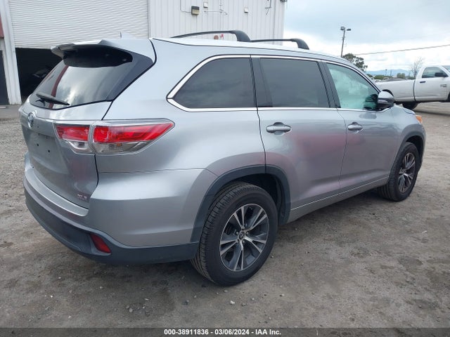 Toyota Highlander Xle V6 2016 5TDKKRFH4GS140564 Image 4