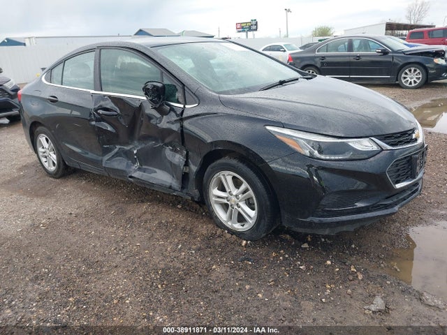 Chevrolet Cruze Lt Auto 2018 1G1BE5SM1J7185247 главное изображение